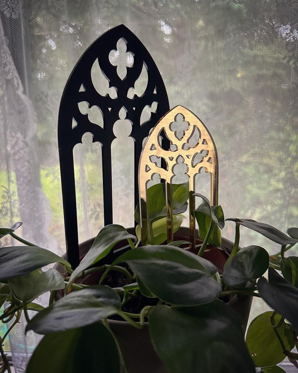 Treillis végétal pour fenêtre de la cathédrale de Carlisle II