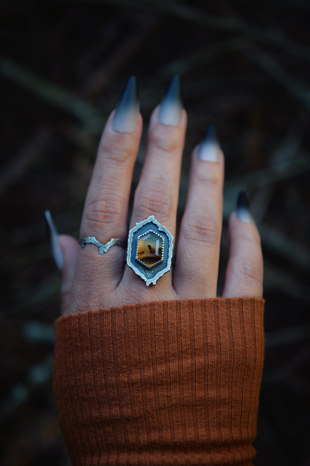 The Hollow Ring - Size 8